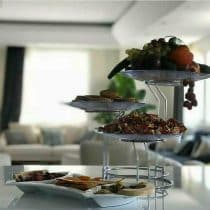 دیس پایه دار پذیرایی میوه و شیرینی 3 طبقه