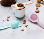 صافی چای و زرده گیر تخم مرغ