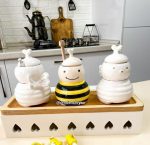 عسل خوری سرامیکی + قاشق عسل طرح هاچ