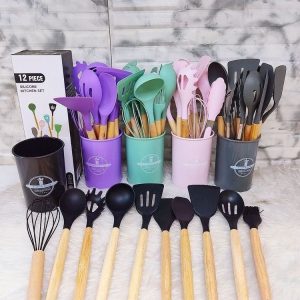 ست کامل ۱۲ پارچه کفگیر ملاقه سیلیکونی با دسته بامبو
